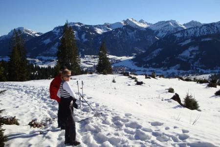 winterweg_tannheimertal_lohmoos.jpg